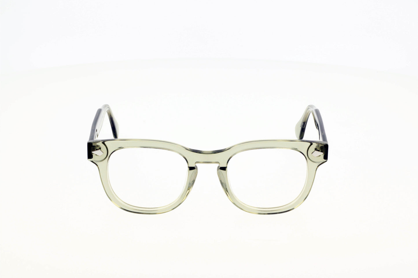Originel eyewear France vous propose une lunette en acétate épais de couleur noire ou translucide verte. Elle est moderne, actuelle et tendance.